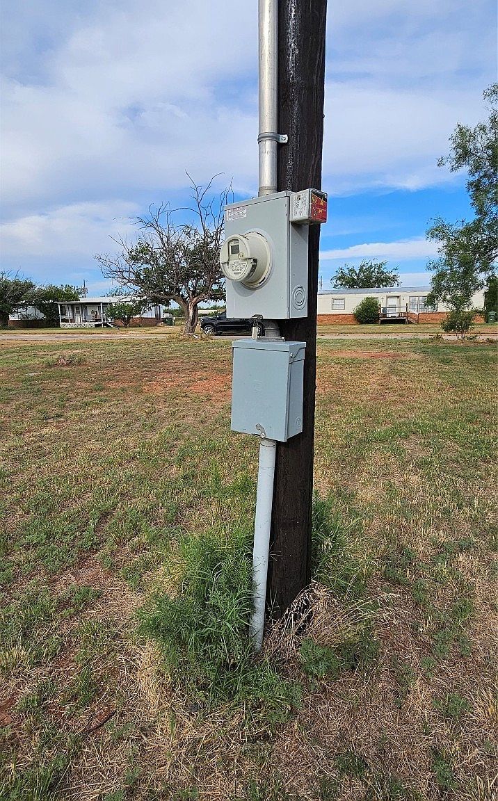 110 Apache Rd Tye, TX 79563  | Land/Lot
