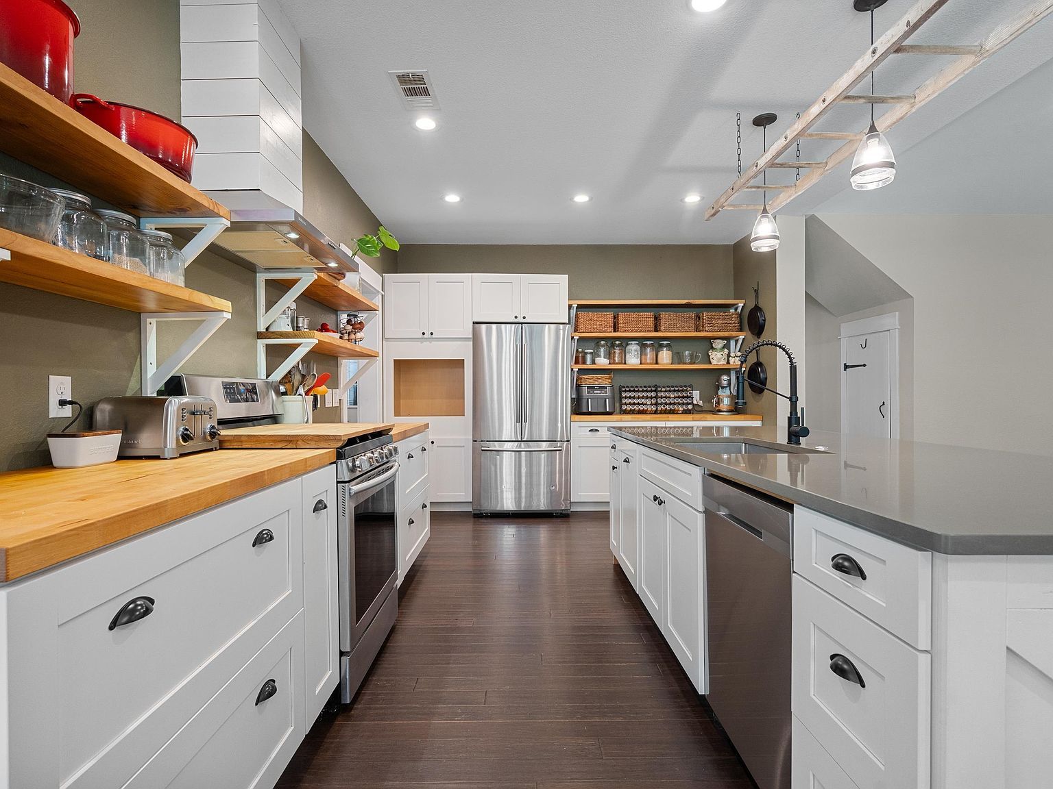 95 Thunder Mountain Rd Caddo Gap, AR 71935  | Single Family