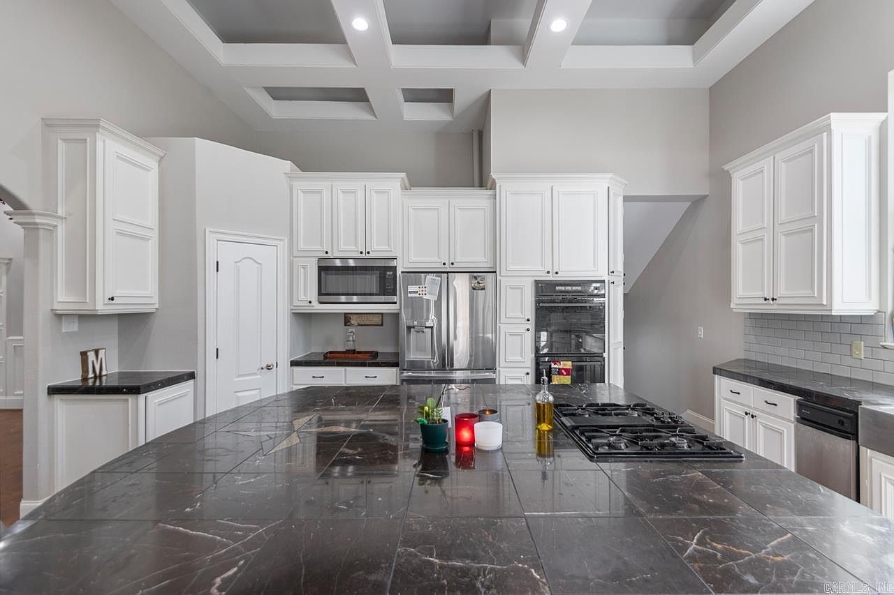 1045 Scarlett Ln Bauxite, AR 72011  | Single Family