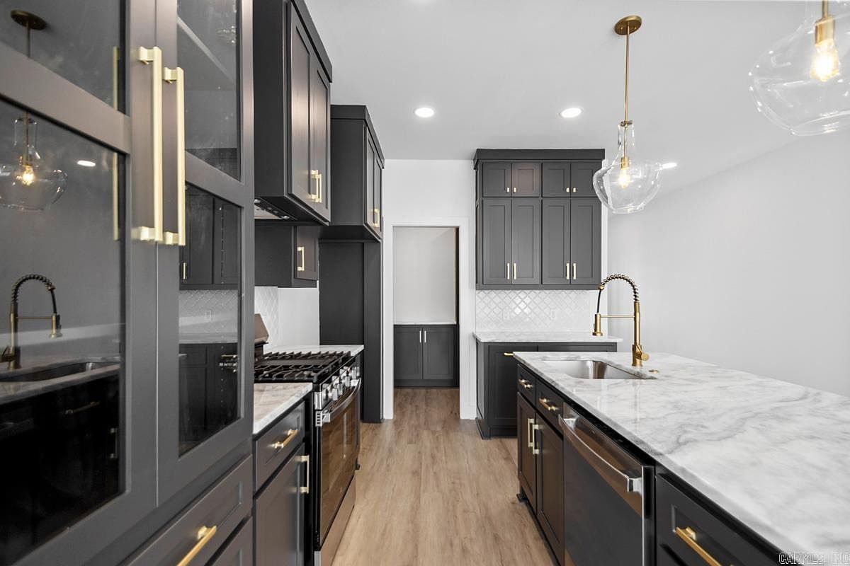 307 Kanis Ridge Dr Little Rock, AR 72223  | Single Family