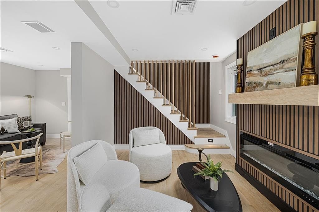 63 Aspen Rd South Kingstown, RI 02879  | Single Family