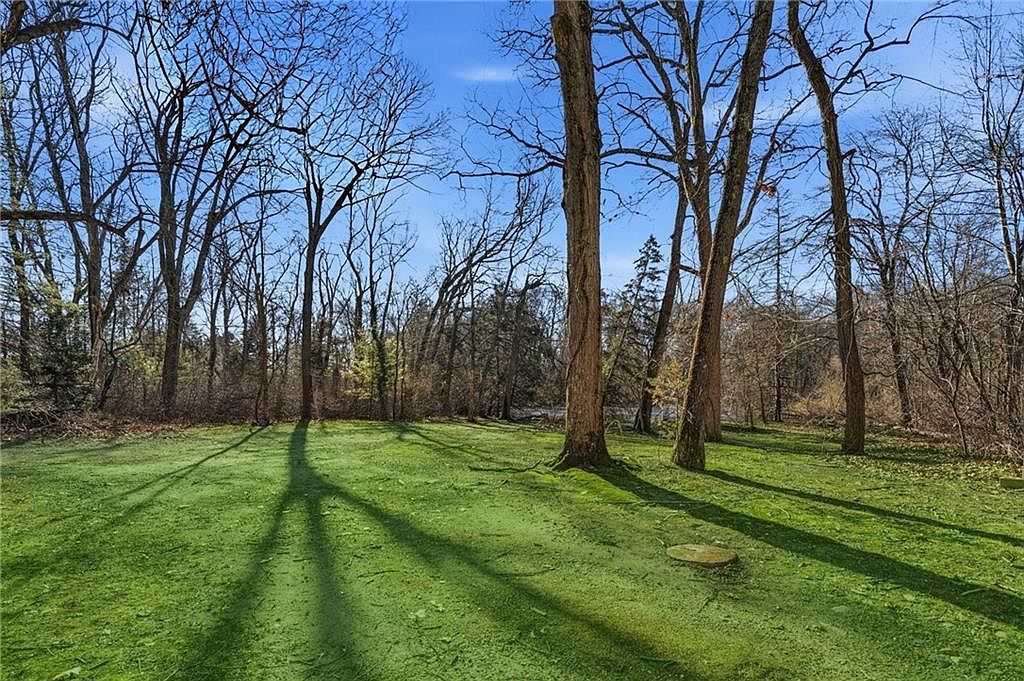 100 Forge Rd North Kingstown, RI 02852  | Single Family