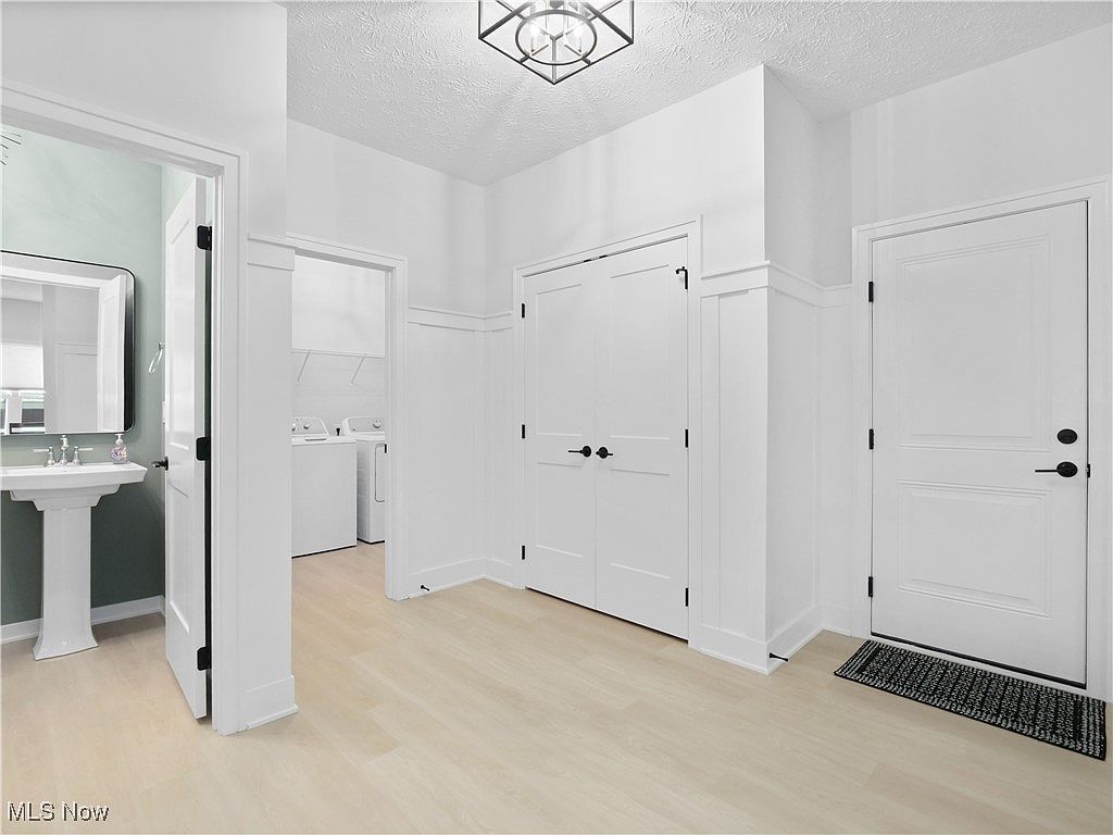 143 Town Centre Dr #G8W1LG Broadview Heights, OH 44147  | New build