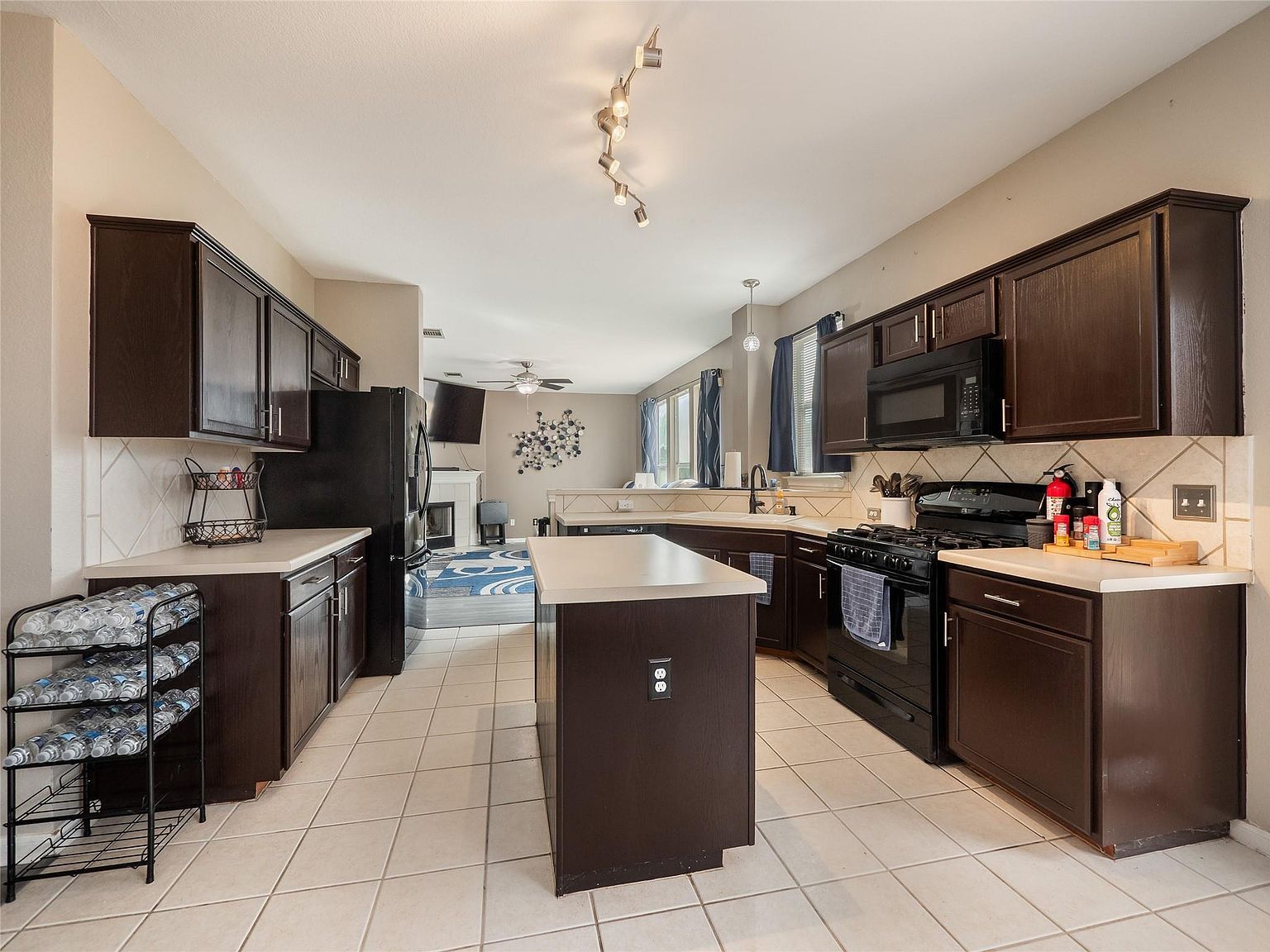 1819 Rutherford Dr Leander, TX 78641 | Single Family