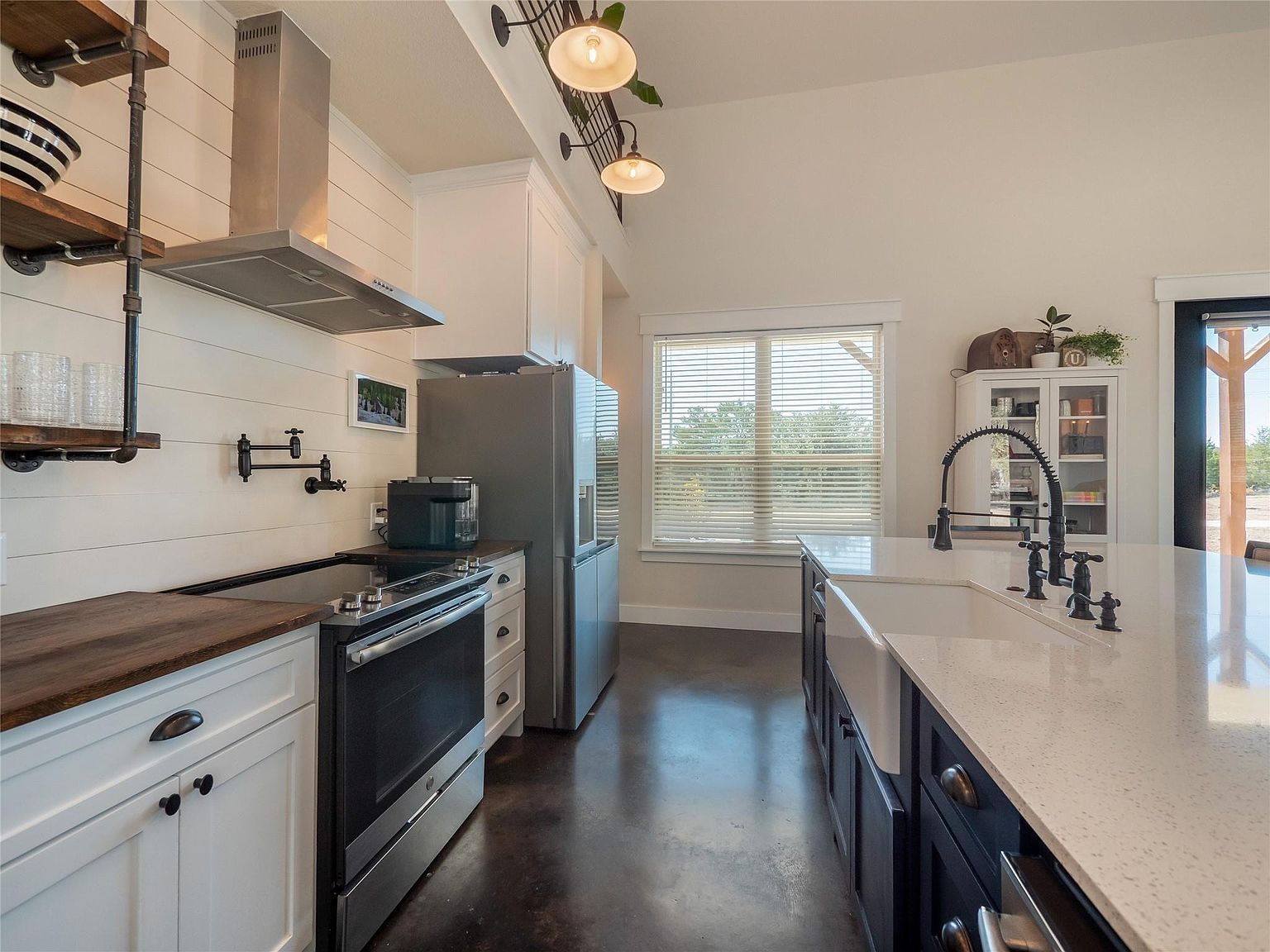 161 Paintbrush Ln Burnet, TX 78611 | Single Family