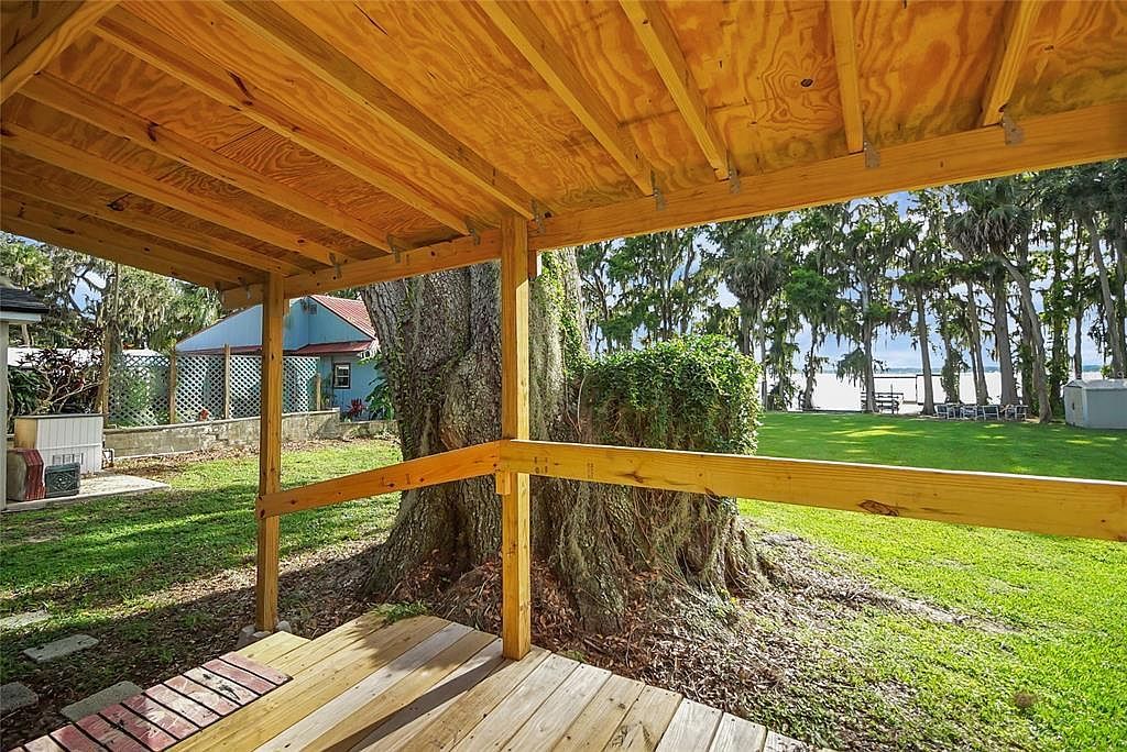 30523 Orange Dr Leesburg, FL 34748 | Single Family