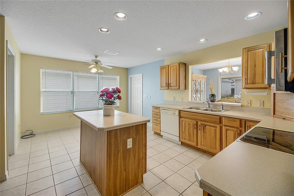 17283 SE 94th Coults Cir The Villages, FL 32162 | Single Family