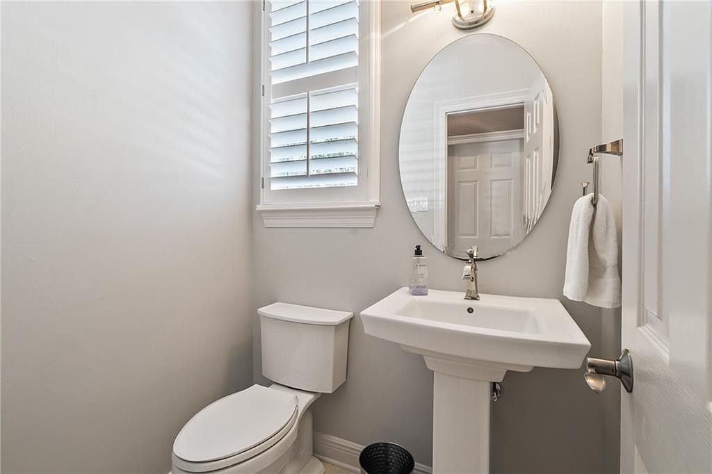 8095 Winners Cir Mandeville, LA 70448  | Single Family