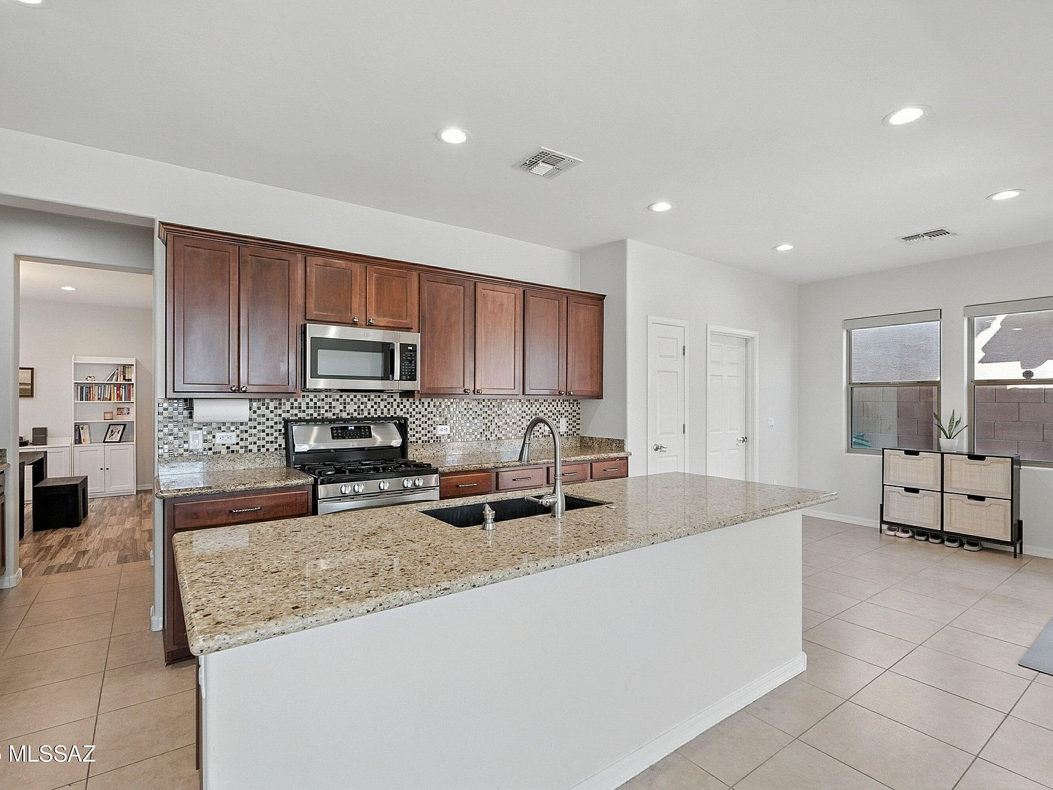 3501 W Tailfeather Dr Marana, AZ 85658  | Single Family