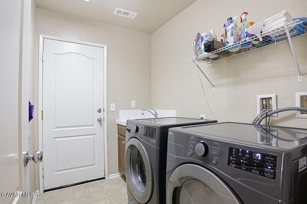 2676 Greenwood Ct Palmdale, CA 93550  | Single Family