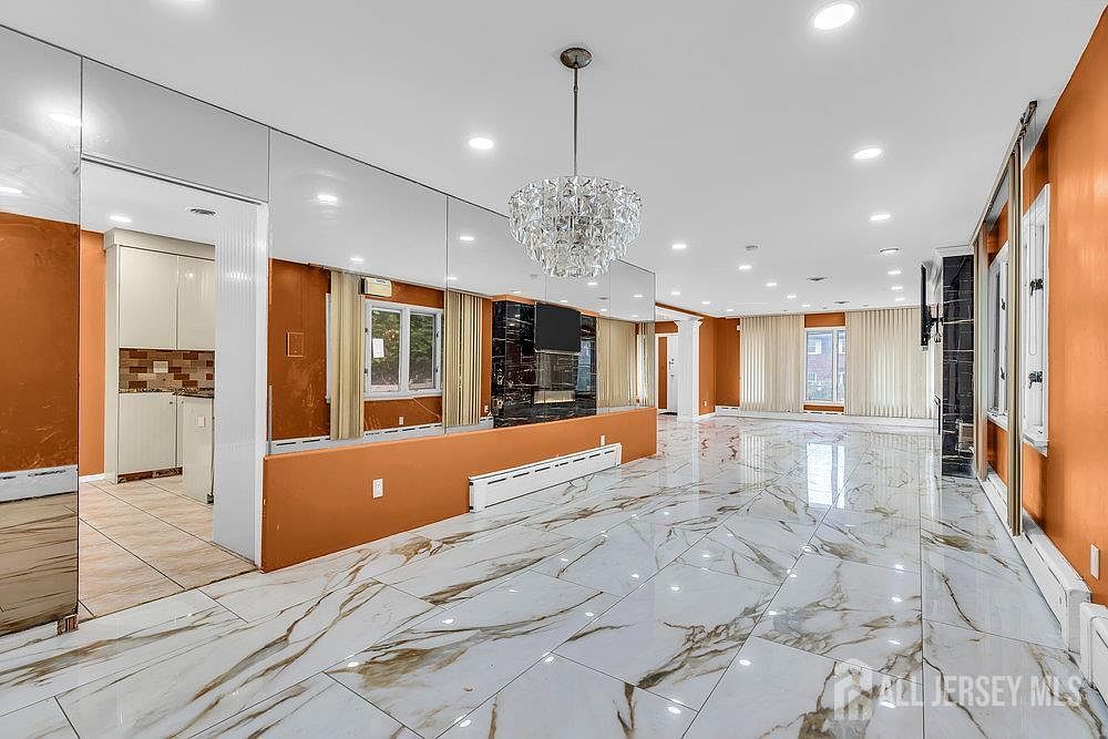 585 Noe Ave Woodbridge, NJ 07095  | Single Family