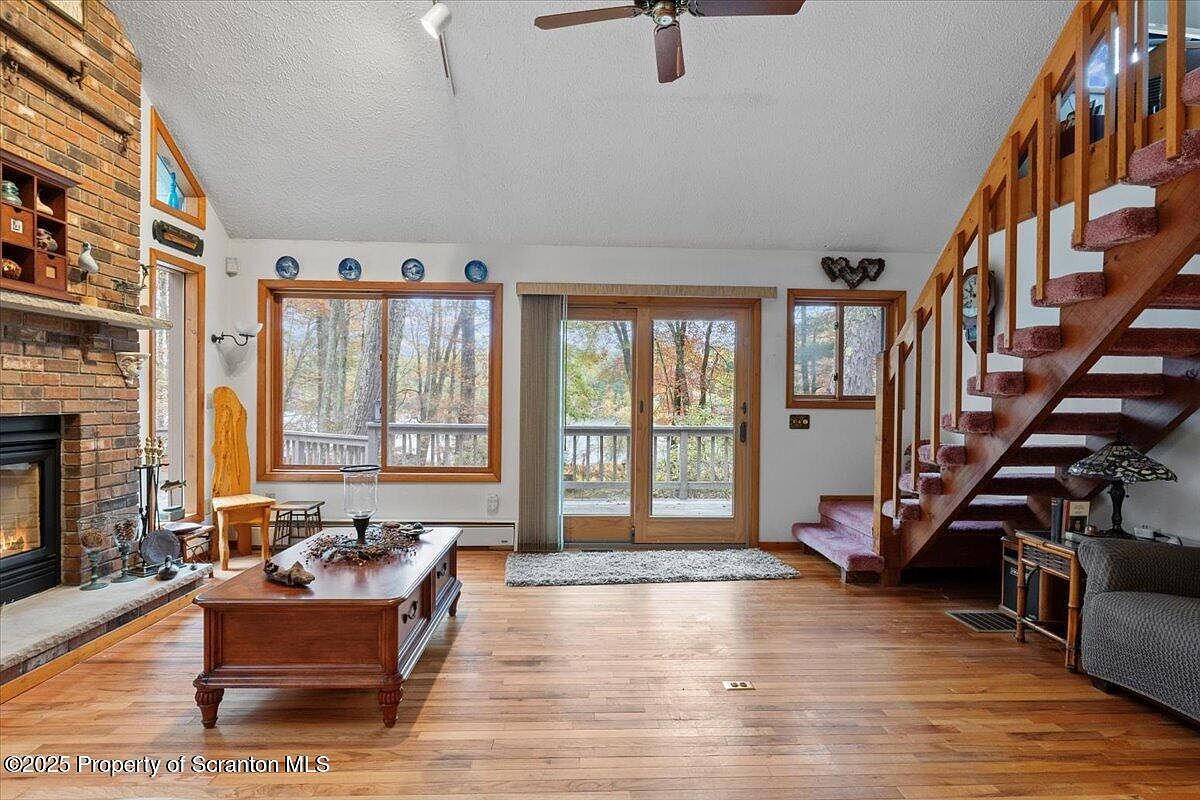 262 Fawn Lake Dr Hawley, PA 18428  | Single Family