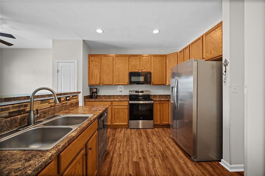 103 Maple Ridge Ct Canonsburg, PA 15317 | New build