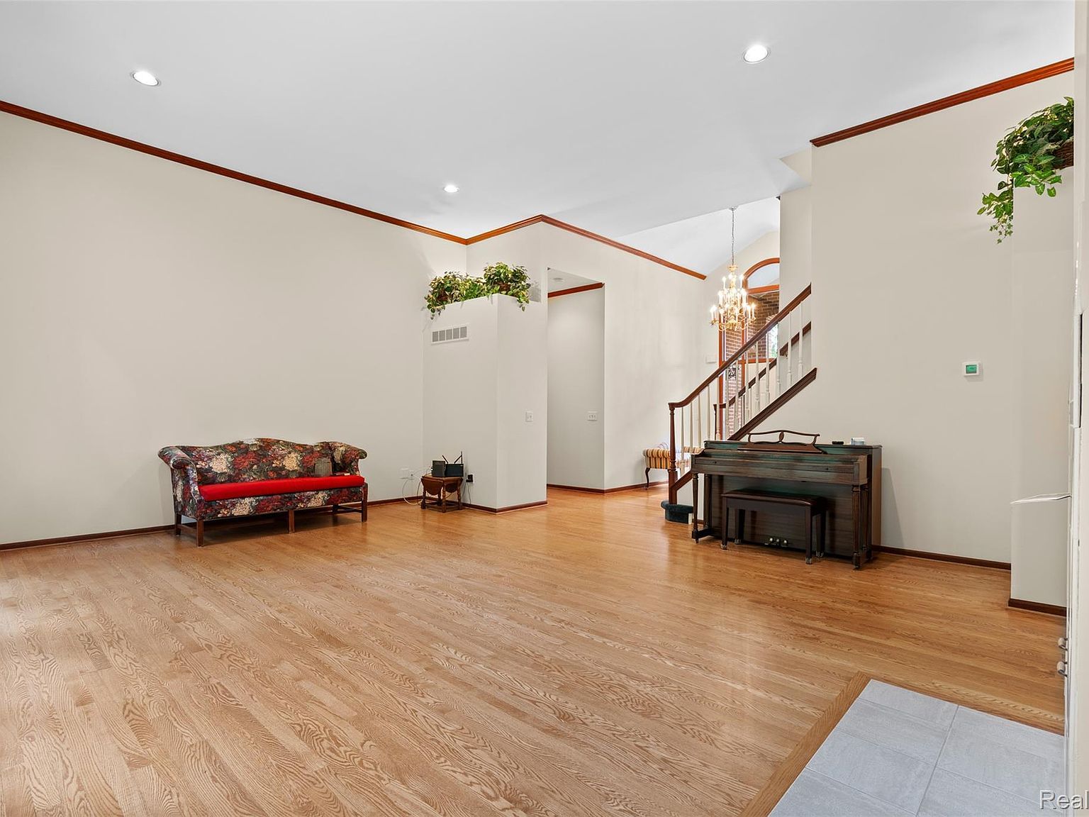 260 Forest Crest Dr Commerce Township, MI 48390  | Single Family