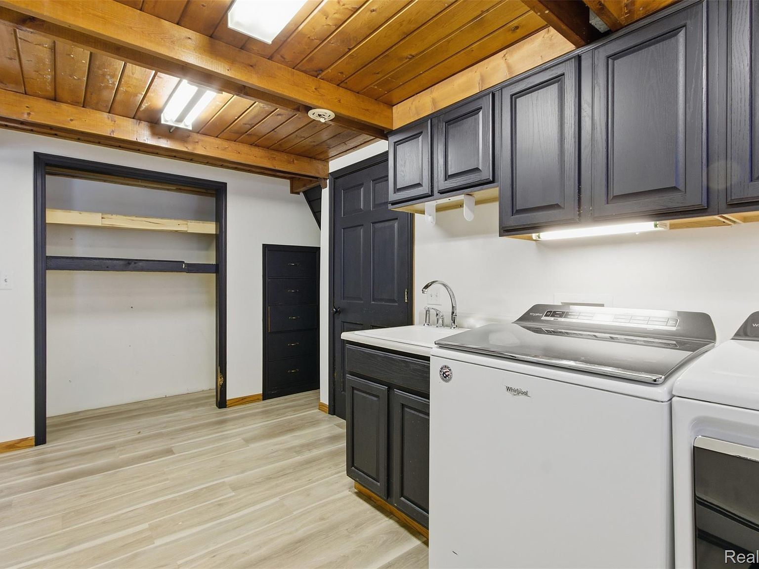 7261 Hashley Rd Manchester, MI 48158  | Single Family