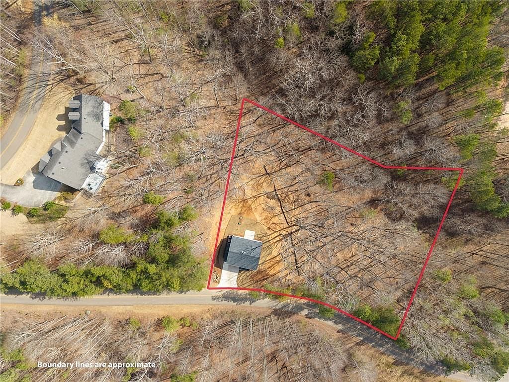 91 Smith And Wesson Way Jasper, GA 30143  | Single Family