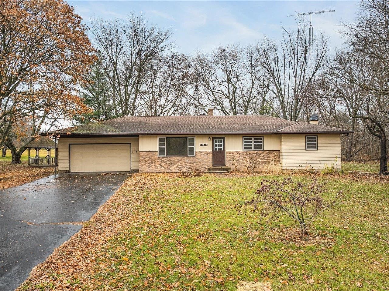 7774 Old River Rd Rockford, IL 61103  | Single Family