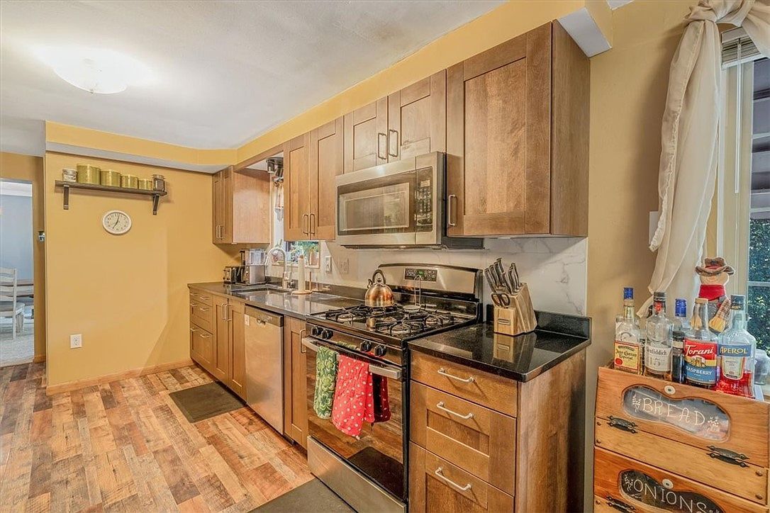 3804 Cynthia Dr Pittsburgh, PA 15227  | Single Family