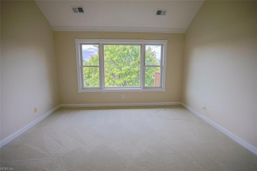 304 Mainsail Dr #15 Hampton, VA 23664 | Condominium