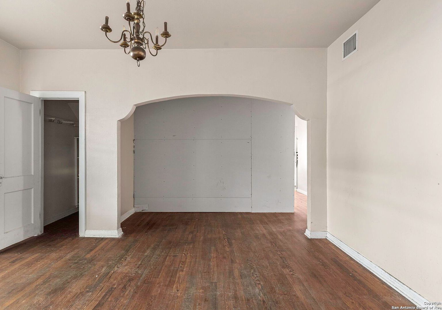 6715 Broadway St Alamo Heights, TX 78209  | Multi Family