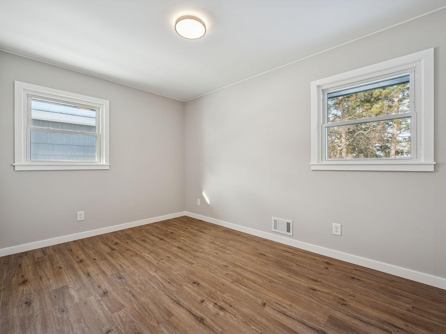 3500 72nd Ave N Brooklyn Center, MN 55429  | Single Family