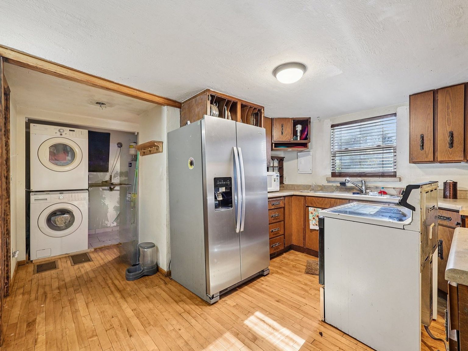 255 E 100 N Willard, UT 84340  | Single Family