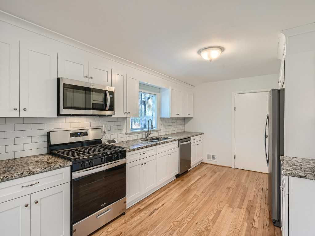 1087 Sharonton Way, Stone Mountain, GA, USA, 30083 - Thumbnail 4