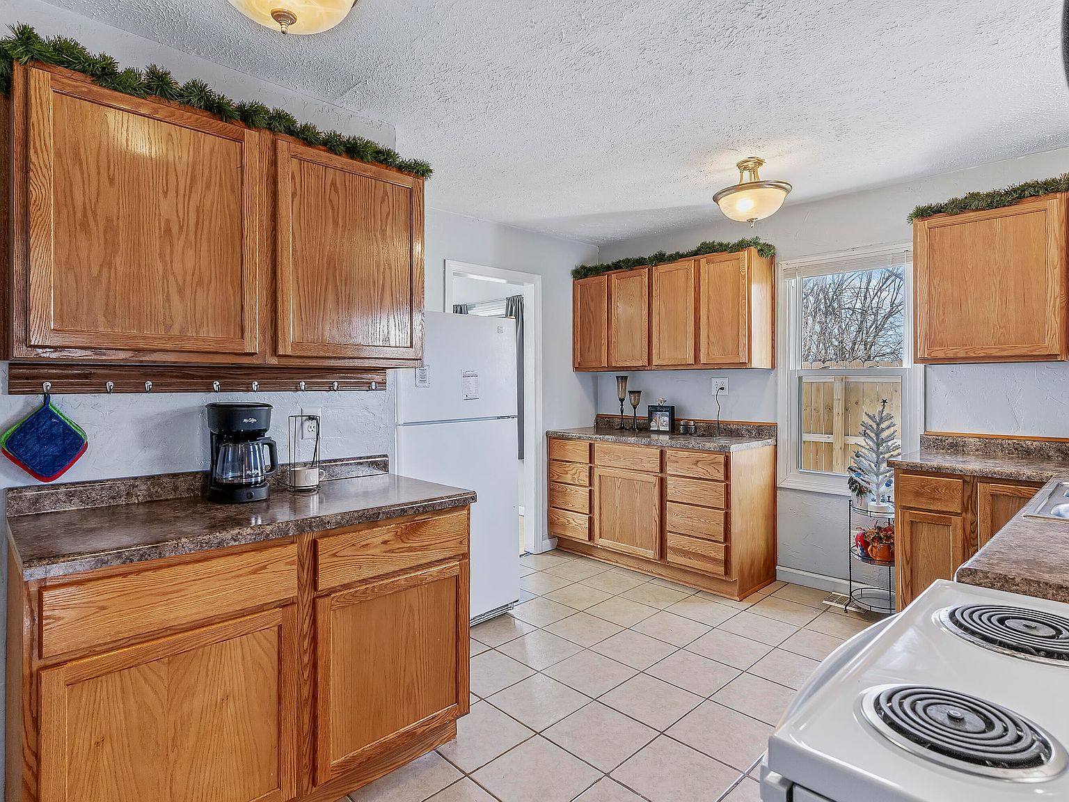 1531 W Hamilton St Springfield, MO 65802  | Single Family