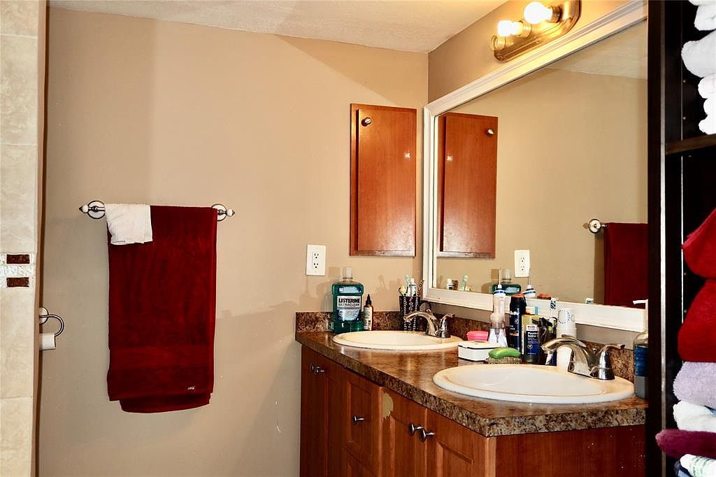 5985 Del Lago Cir APT 223 Sunrise, FL 33313 | Condominium