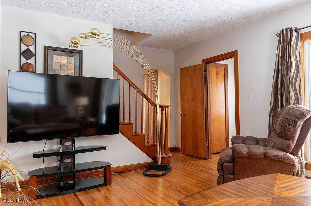 4216 State Rd Akron, OH 44319 | Single Family