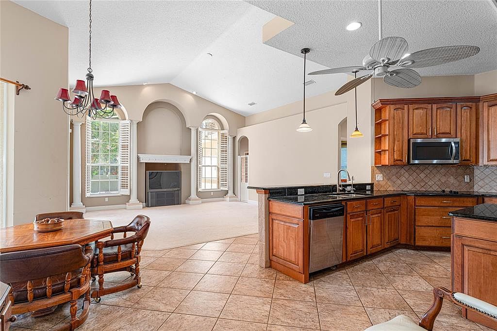 2906 Hillside Ramble Dr Brandon, FL 33511  | Single Family