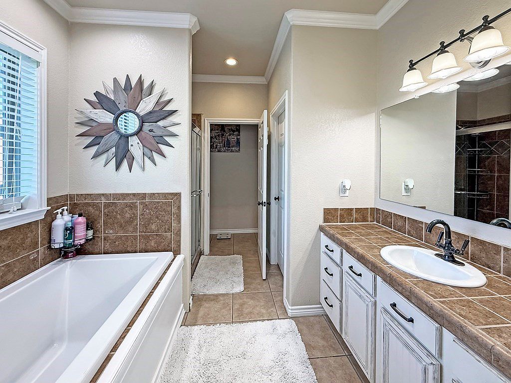 163 Oak Ave Lufkin, TX 75904  | Single Family