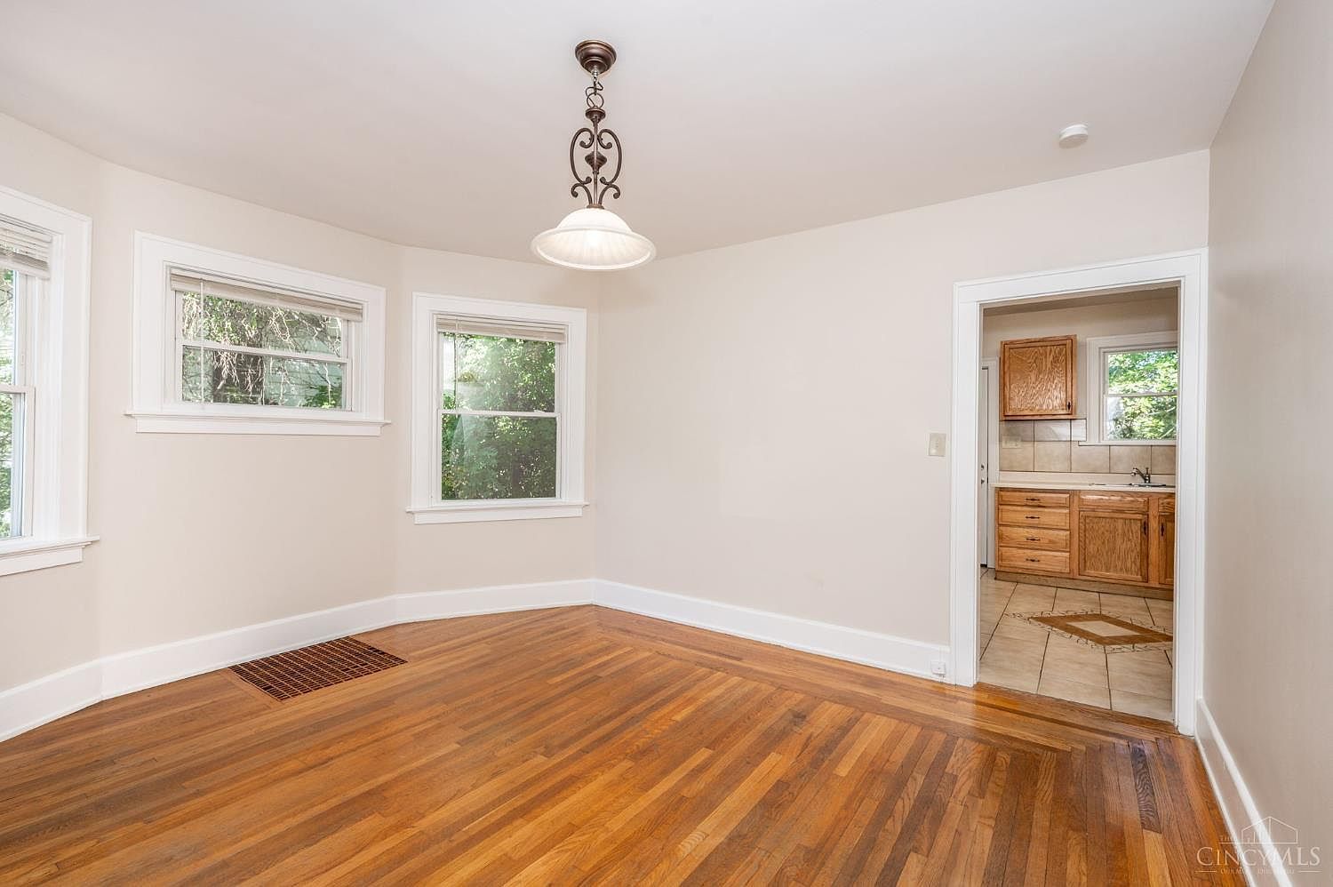 2606 Kipling Ave Cincinnati, OH 45239 | Single Family