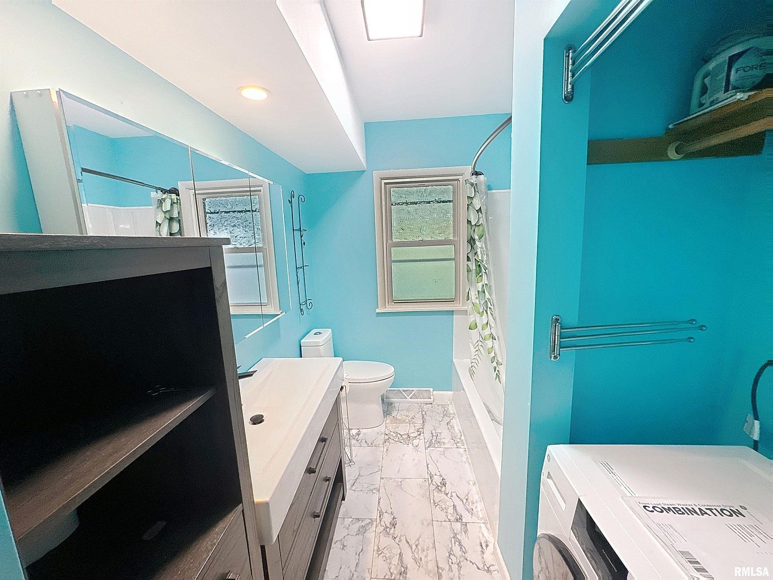 3855 26th Ave Rock Island, IL 61201  | Single Family