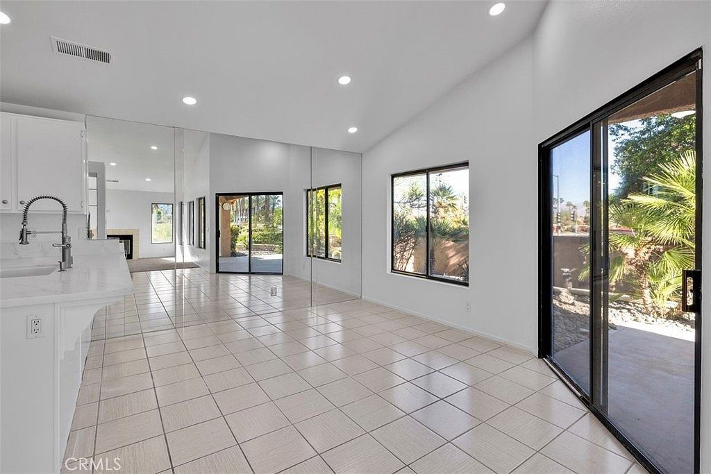 42004 Sand Dune Dr Palm Desert, CA 92211 | Condominium