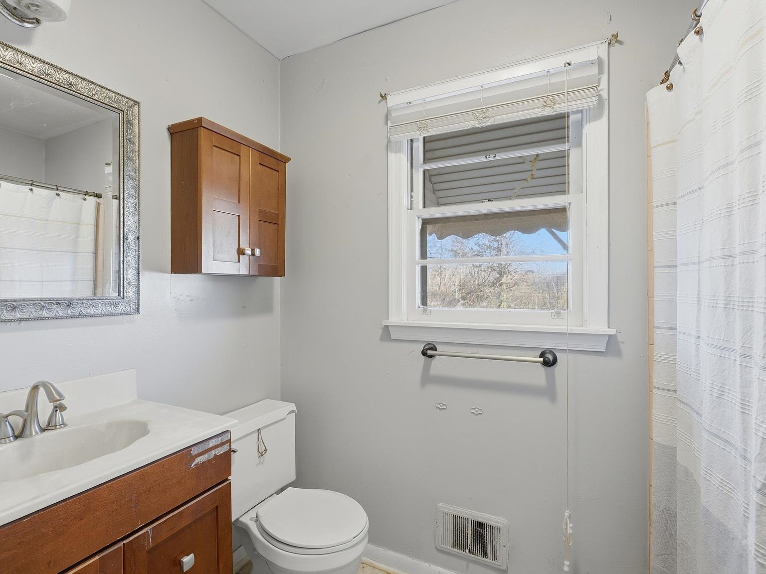 125 Foxhall Rd Spartanburg, SC 29306  | Single Family