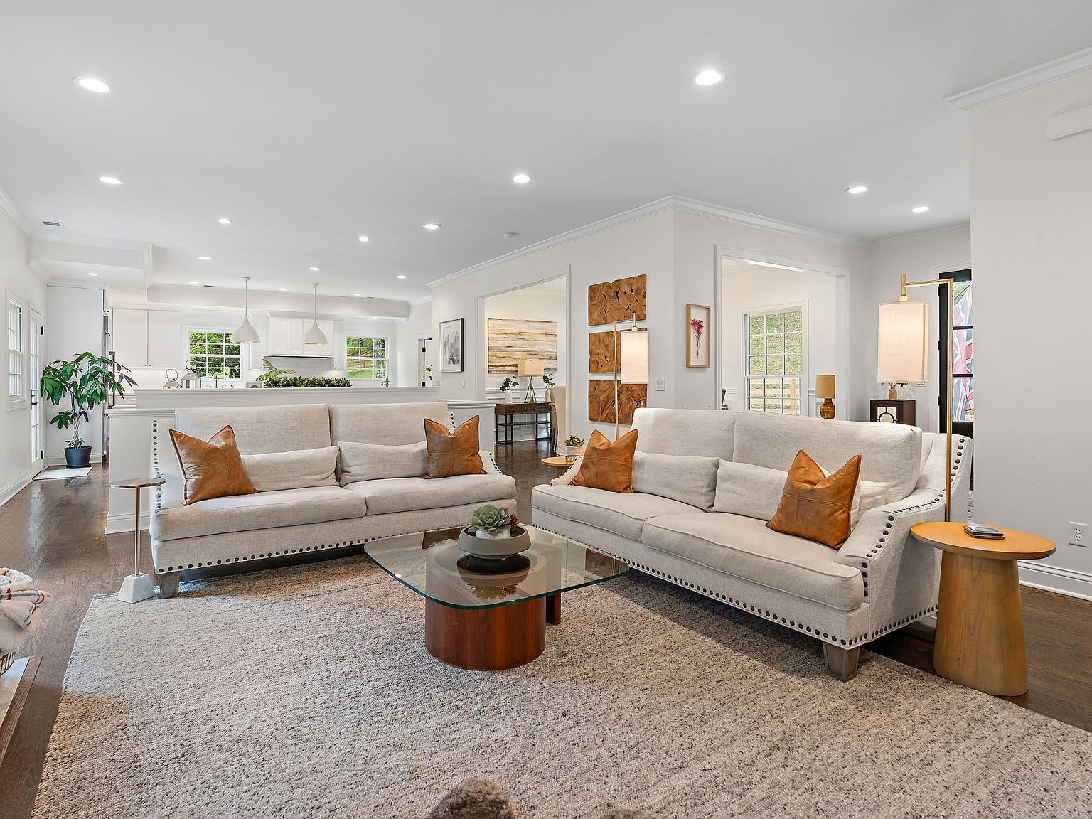 5622 Hillview Dr Brentwood, TN 37027  | Single Family