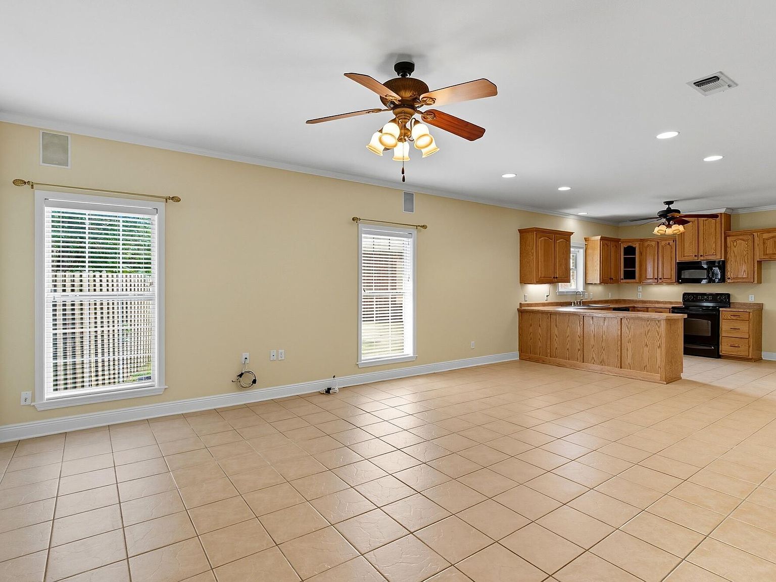 23 Oxford Dr Hattiesburg, MS 39402  | Single Family