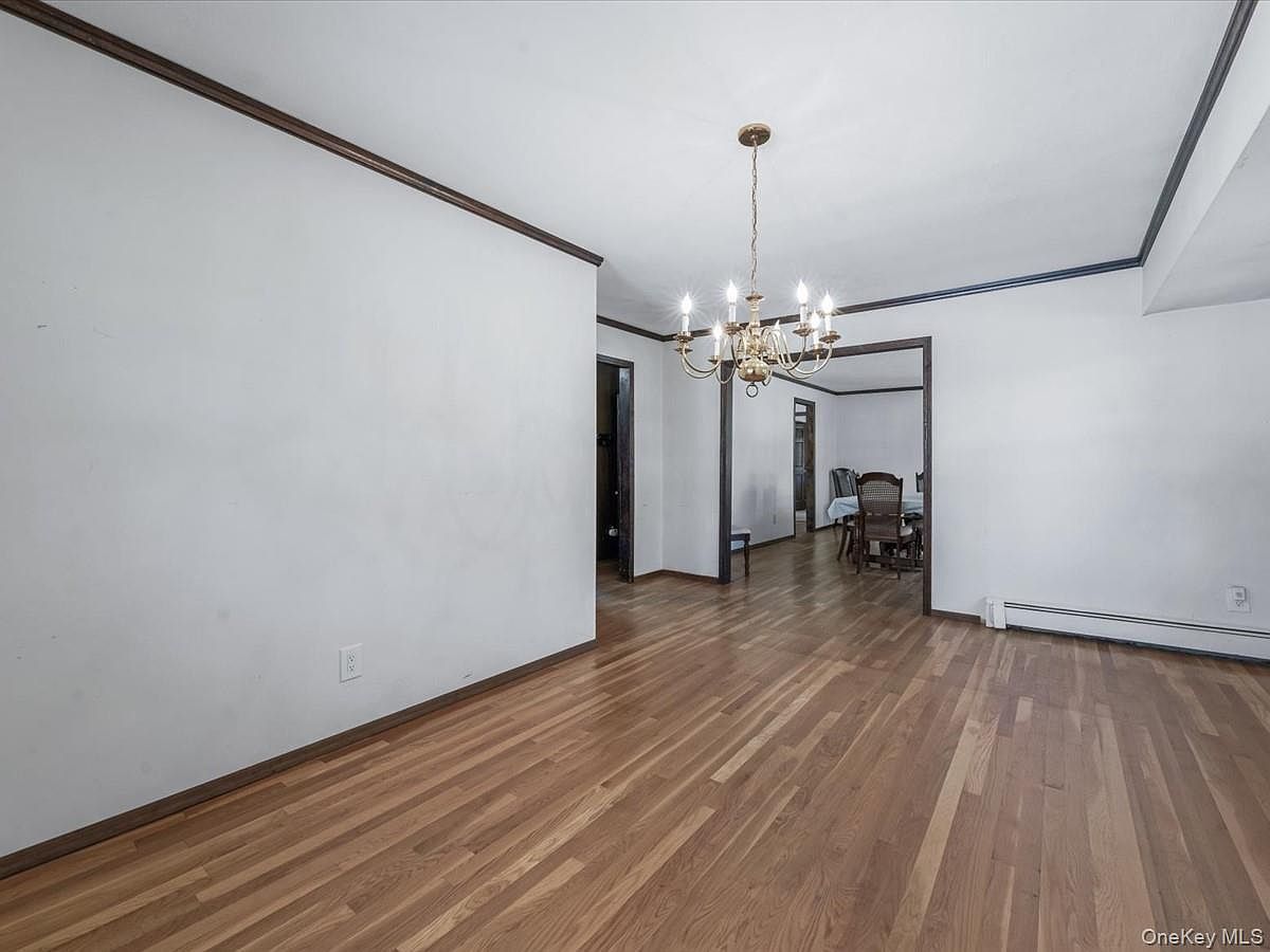 7 Romeo Ln Commack, NY 11725 | Single Family