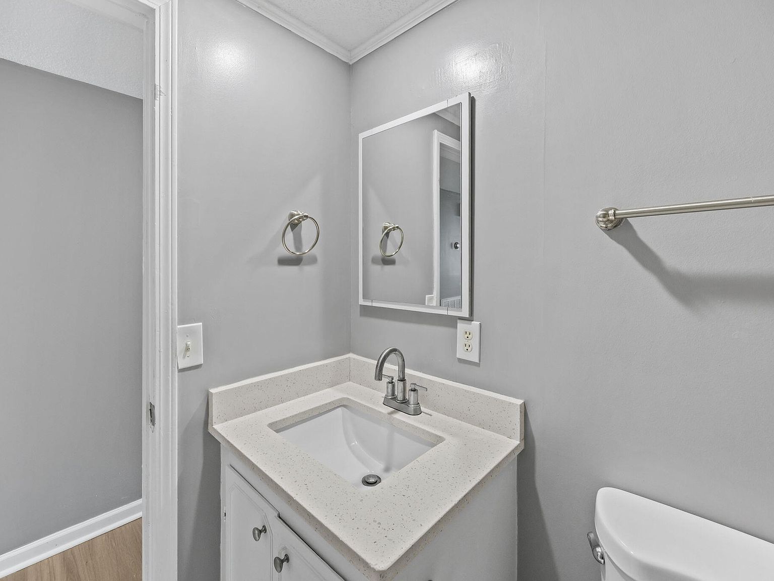 725 S Live Oak Dr Moncks Corner, SC 29461  | Single Family