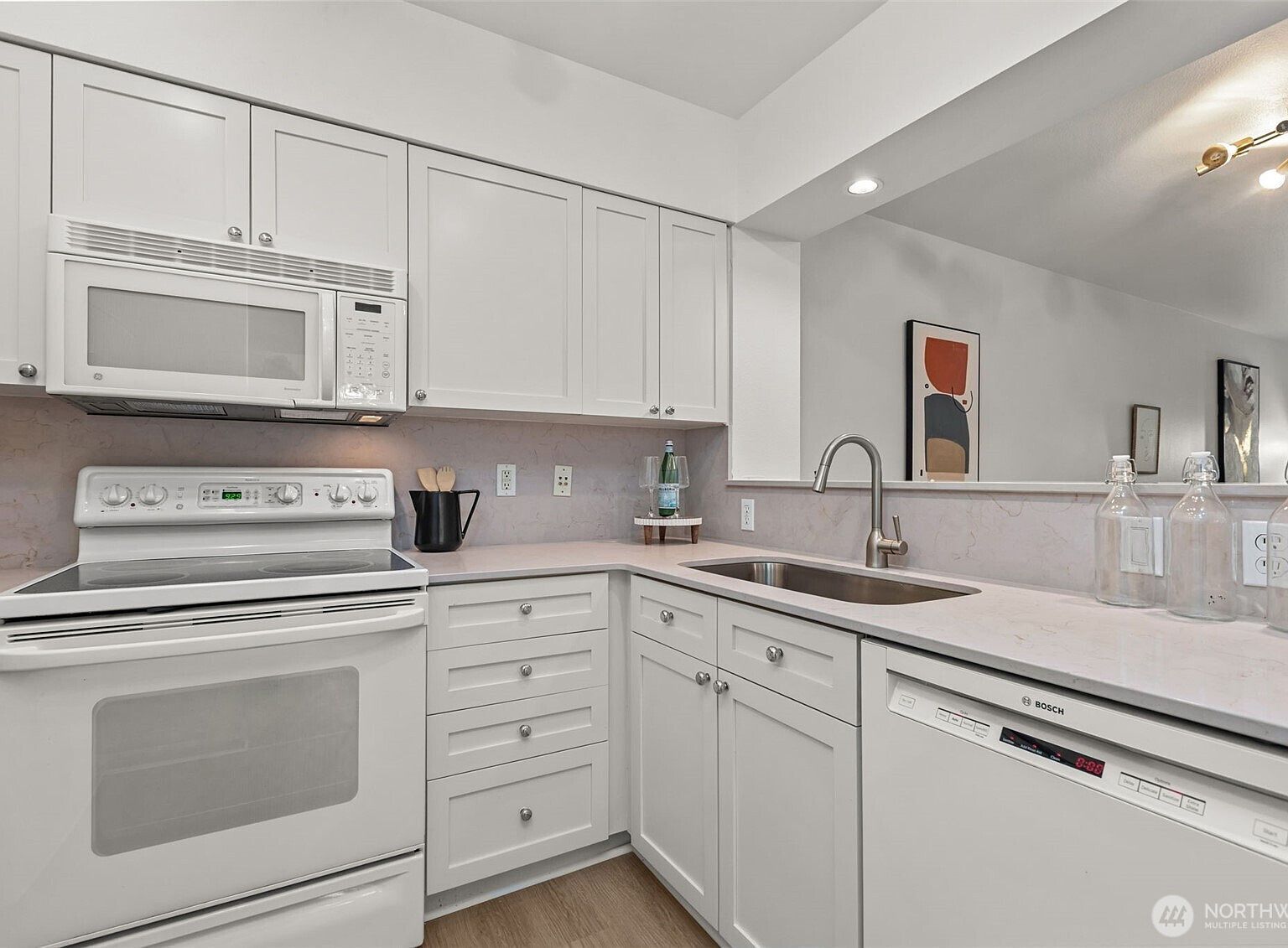 1525 NW 57th St UNIT 303 Seattle, WA 98107  | Condominium