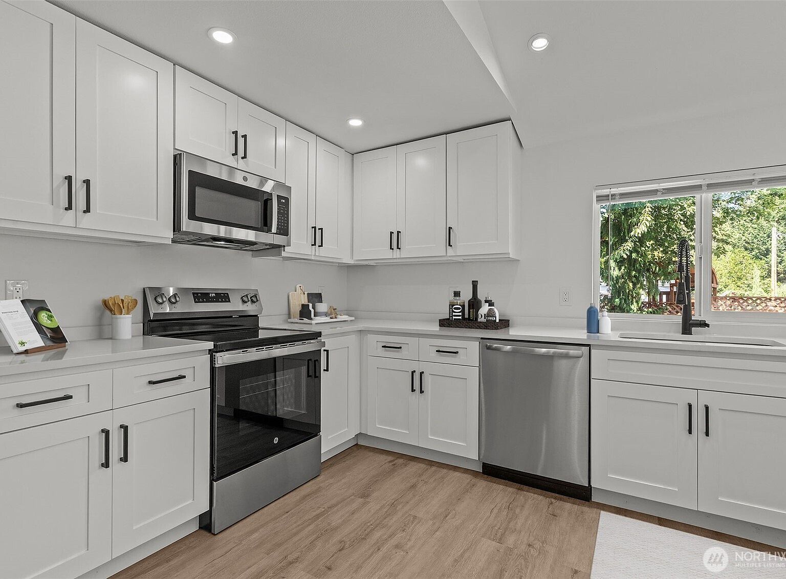 17519 119th Pl NE Arlington, WA 98223  | Single Family