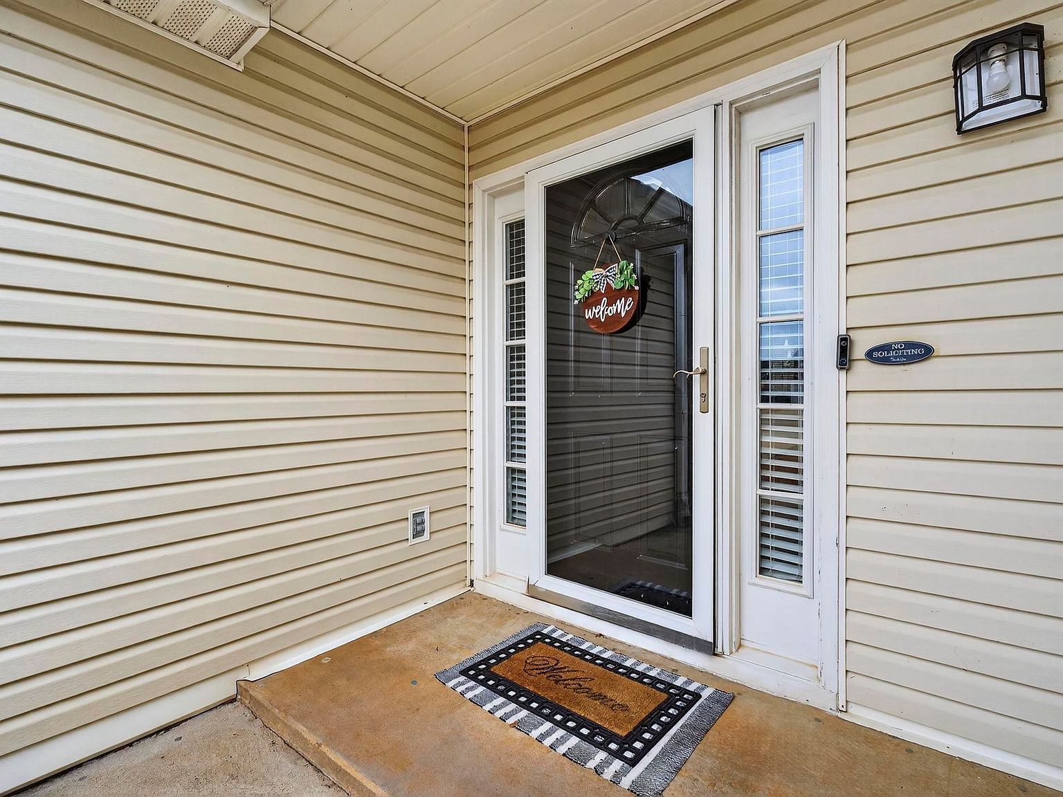 307 Carver Ct Warner Robins, GA 31088  | Single Family