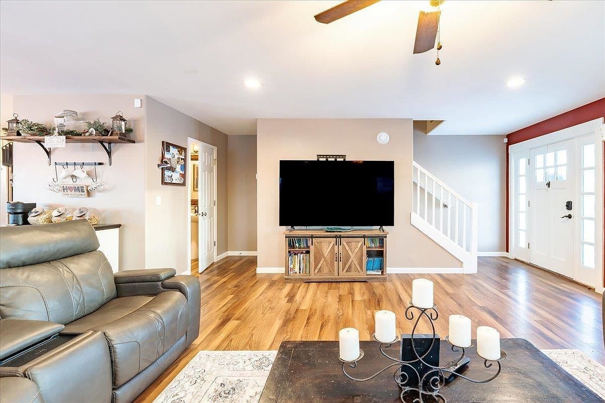 645 W Fourth North Pole, AK 99705  | Single Family