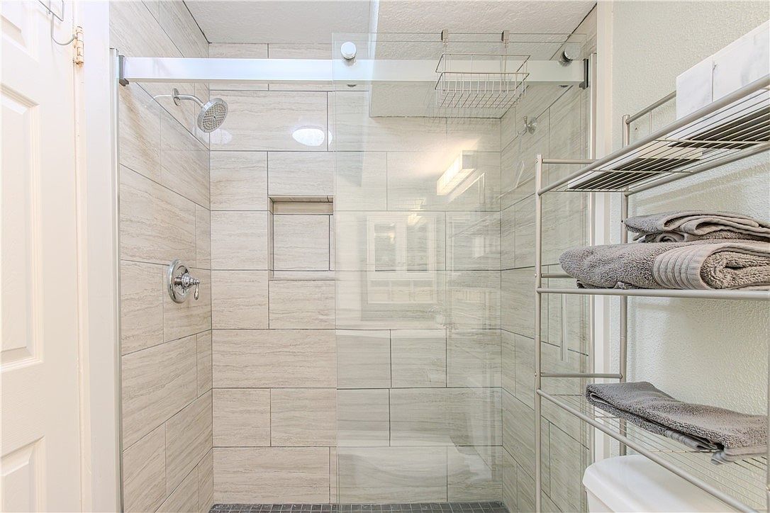 (undisclosed Address) Rockport, TX 78382  | Condominium