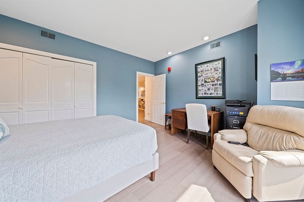 72 Kim Ter #C Stoughton, MA 02072  | Condominium