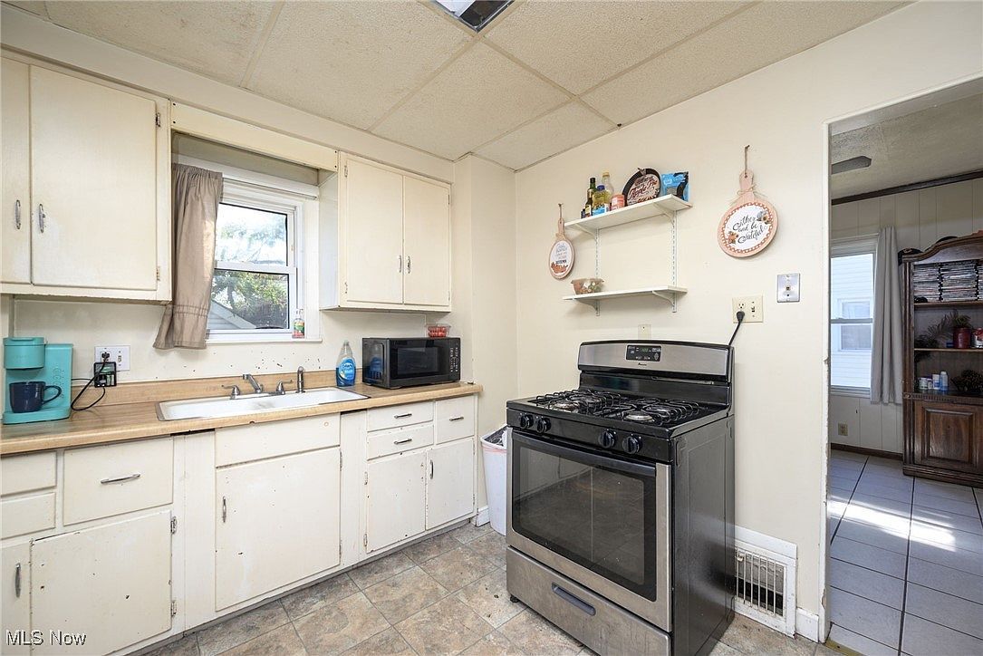 1174 Kohler Ave Akron, OH 44314  | Single Family