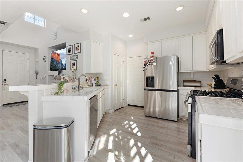 29330 Morena Villa Dr Highland, CA 92346  | Condominium