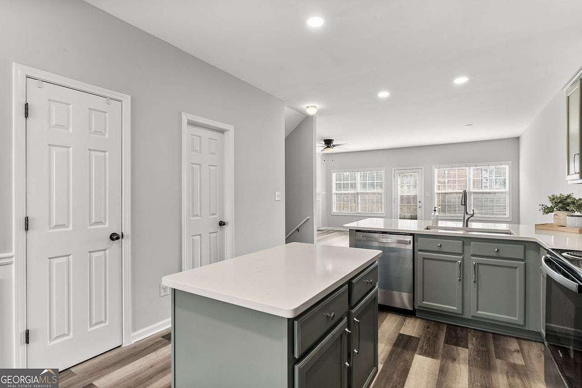 2100 Tidal Cv Lawrenceville, GA 30043  | Condominium