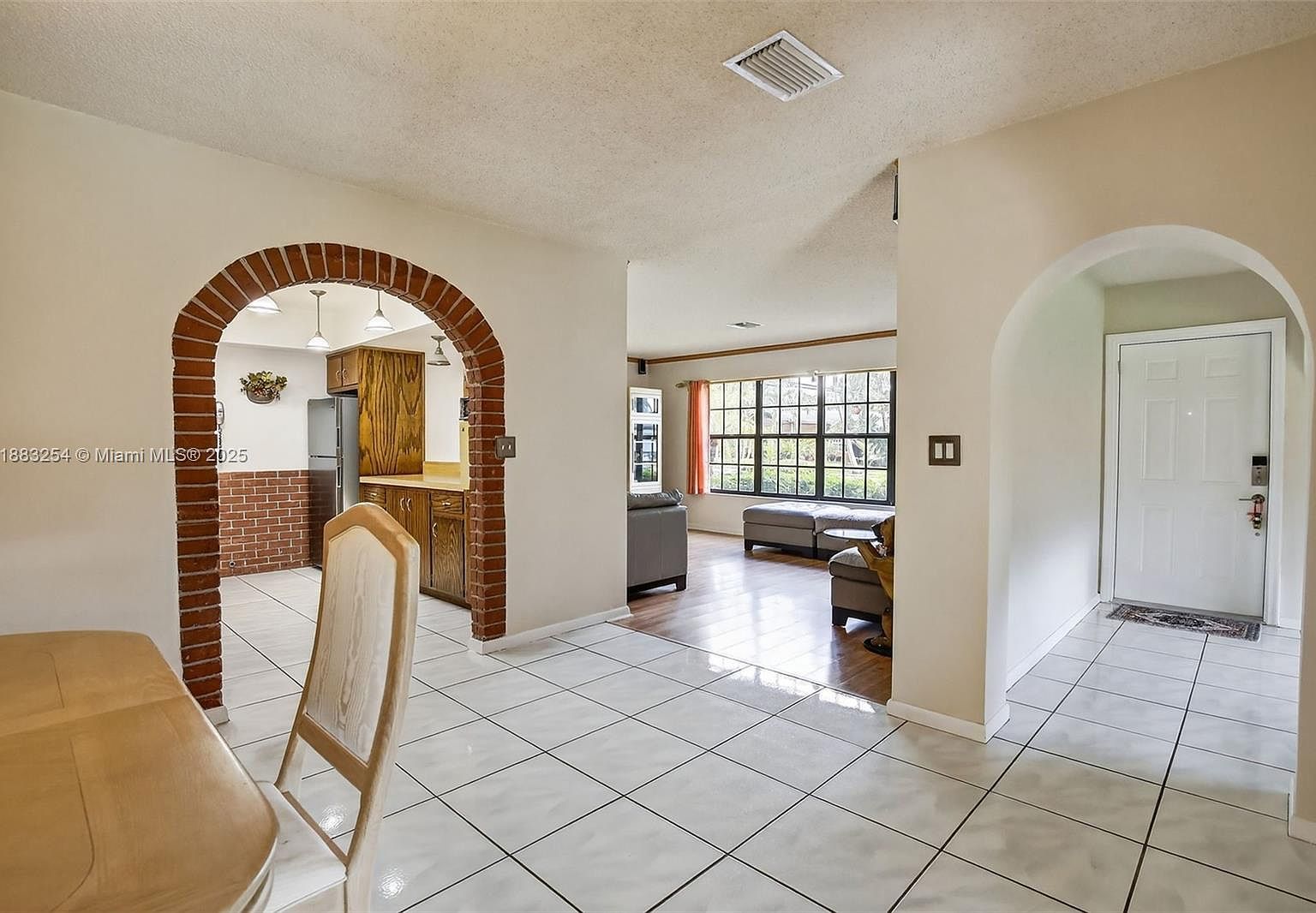 5260 Redwood Ct Plantation, FL 33317  | Single Family